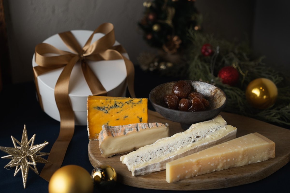 画像3: 〈発送〉【予約販売】Christmas Cheese Box 2025 ワイン付き！ (3)