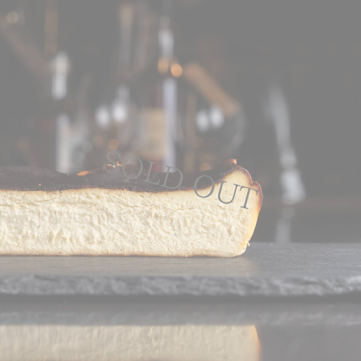 画像3: 【期間限定販売】MONS熟成ブルーチーズのバスクチーズケーキ ※他商品と同梱不可 (3)