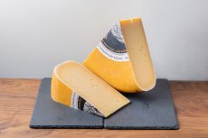 画像1: ゴーダ24ヶ月熟成＜GOUDA 24 month＞ (1)