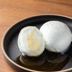 画像5: 【5/7(火)までのお届け限定！】モッツァレラ ディ ブーファラ カンパーナ＜MOZZARELLA DI BUFALA CAMPANA DOP＞ (5)