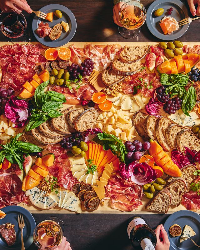 【キャンペーンのお知らせ】12/26(金)までのケータリング実施でシャンパーニュを1本プレゼント！